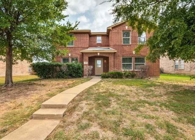 Property at 1356 Fox Glenn, Cedar Hill, TX 75104, 4 beds, 2.5 baths