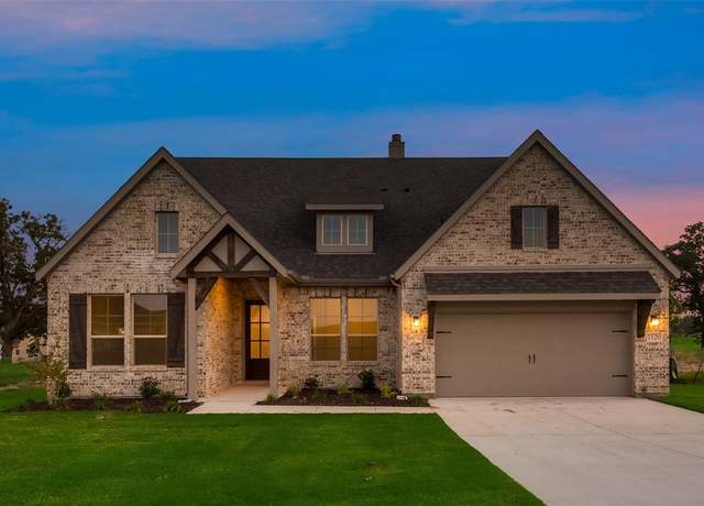 Property at 1120 Trinity Dr, Springtown, TX 76082, 4 beds, 3 baths