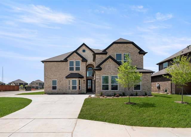Property at 3752 Milwaukee Ave, Midlothian, TX 76065, 5 beds, 4 baths
