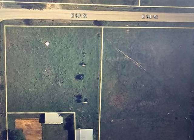 Property at 808 N Ave E, Springtown, TX 76082
