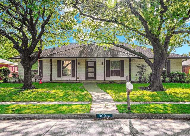 Property at 900 Westminster Dr, Richardson, TX 75081, 4 beds, 2.5 baths