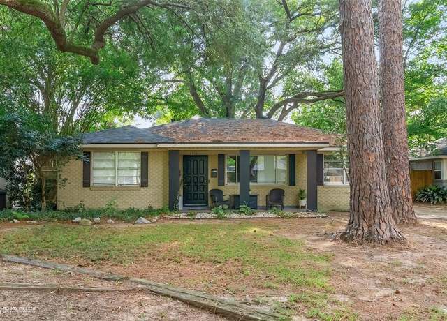 Property at 1916 Anniston Ave, Shreveport, LA 71105, 3 beds, 2 baths