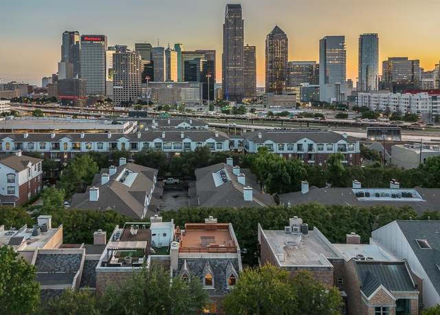Property at 923 Liberty St, Dallas, TX 75204, 2 beds, 2.5 baths