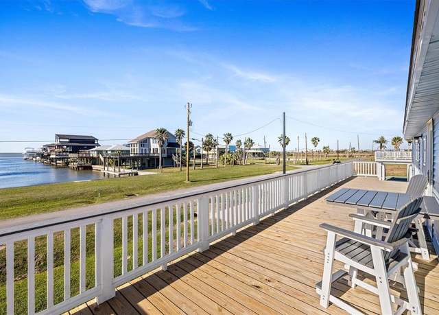 Property at 3903 2nd St, Galveston, TX 77554, 2 beds, 1 bath