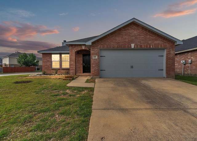 Property at 401 Iron Ore Trl, Fort Worth, TX 76131, 3 beds, 2 baths