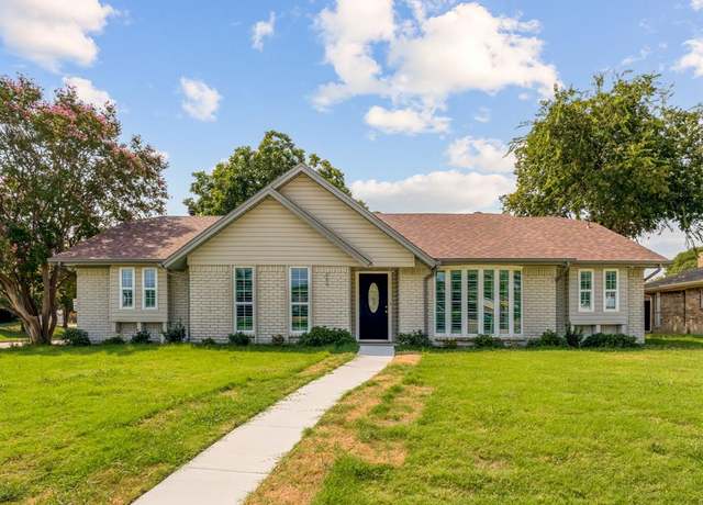 Property at 900 Lexington Dr, Plano, TX 75075, 4 beds, 2 baths