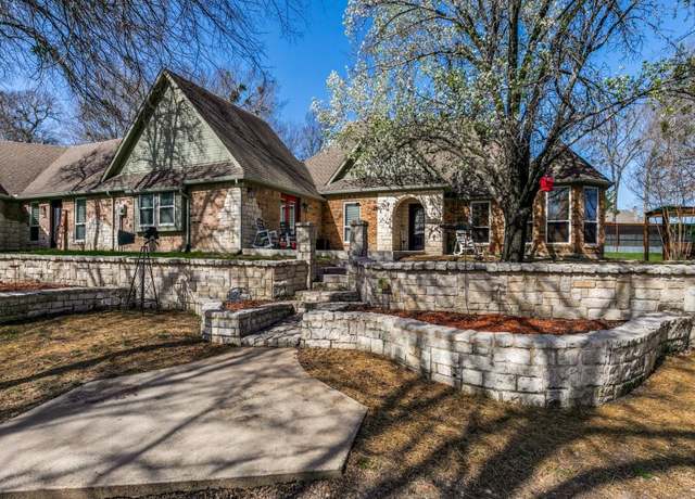 Property at 5440 Highway 78 S, Nevada, TX 75173, 5 beds, 5.5 baths