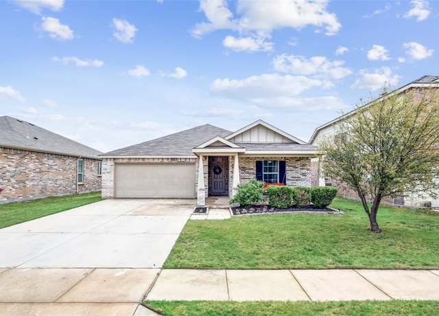 Property at 10008 Amosite Dr, Fort Worth, TX 76131, 3 beds, 2 baths