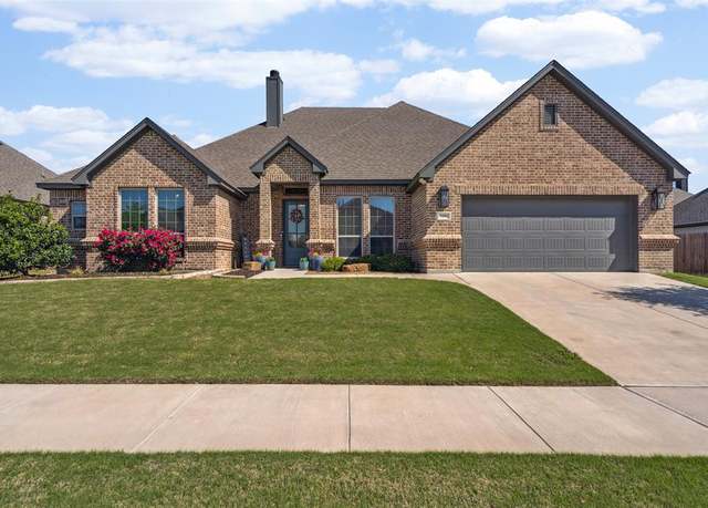 Property at 1416 Silent Springs Dr, Fort Worth, TX 76052, 4 beds, 2.5 baths