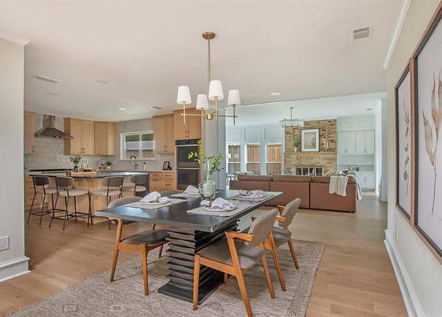 Property at 9603 Greensprint Dr, Dallas, TX 75238, 5 beds, 3.5 baths