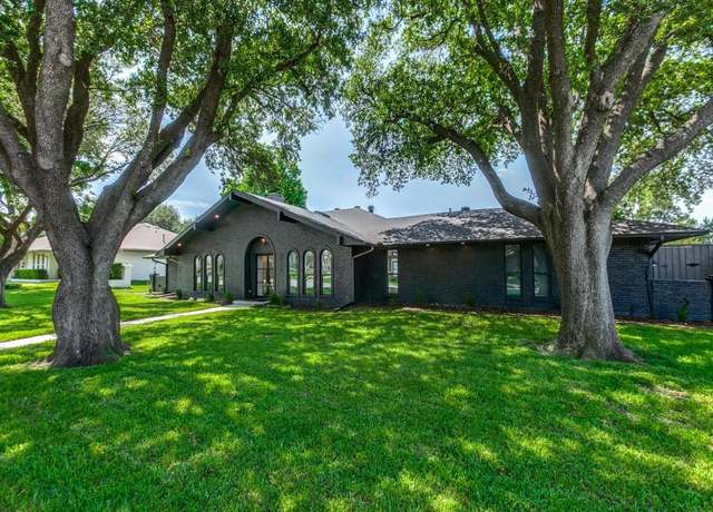 Property at 6826 Town Bluff Dr, Dallas, TX 75248, 4 beds, 3 baths