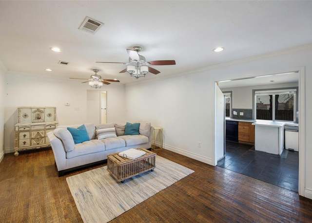 Property at 109 Belden Cir, Mckinney, TX 75069, 4 beds, 2 baths