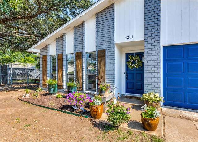 Property at 4201 Longmeadow Way, Fort Worth, TX 76133, 3 beds, 2 baths