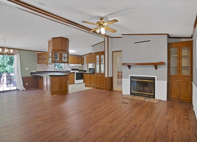 Property at 1398 County Road 3529, Quinlan, TX 75474, 3 beds, 2 baths