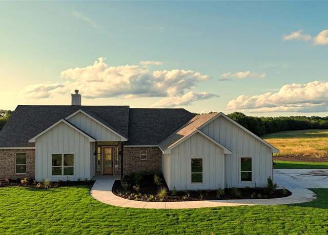 Property at 1026 CR 1610, Lone Oak, TX 75453, 4 beds, 2 baths