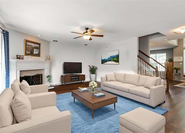 Property at 10557 Stargazer Dr, Frisco, TX 75033, 4 beds, 2.5 baths