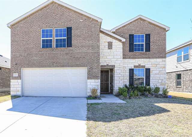 Property at 1003 Voca Dr, Forney, TX 75126, 4 beds, 2.5 baths