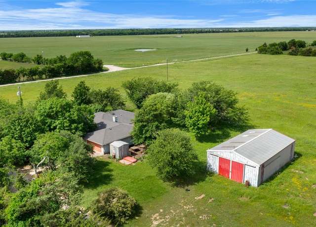Property at 5040 County Road 4640, Trenton, TX 75490, 3 beds, 2 baths