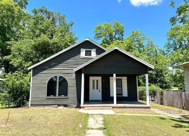 Property at 509 W Sears St, Denison, TX 75020, 2 beds, 1 bath