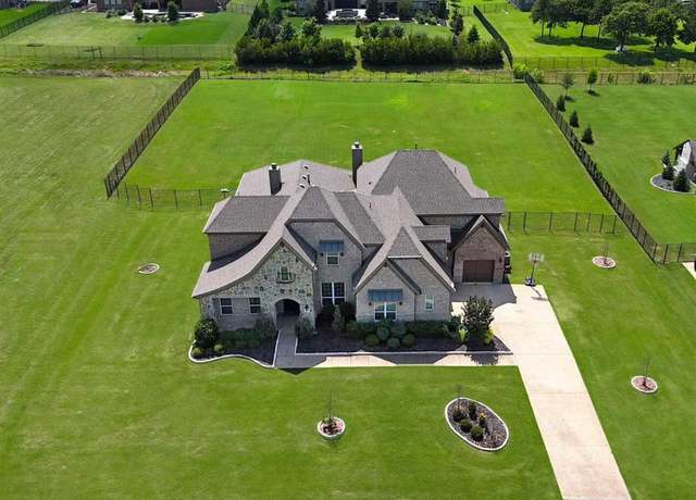 Property at 4509 Montalcino Blvd, Flower Mound, TX 75022, 4 beds, 4.5 baths