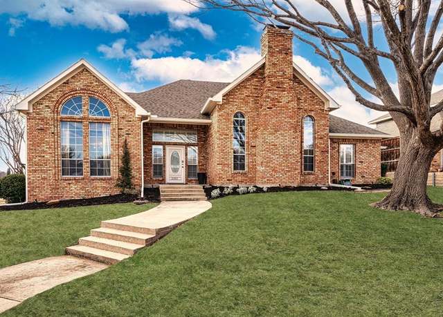 Property at 2301 Colleen Ct, Carrollton, TX 75007, 4 beds, 3 baths