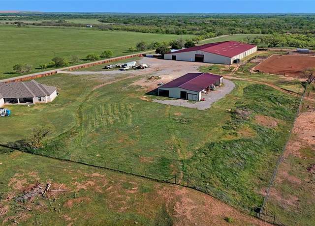Property at 2610 Weetu Rd, Iowa Park, TX 76367, 3 beds, 3 baths