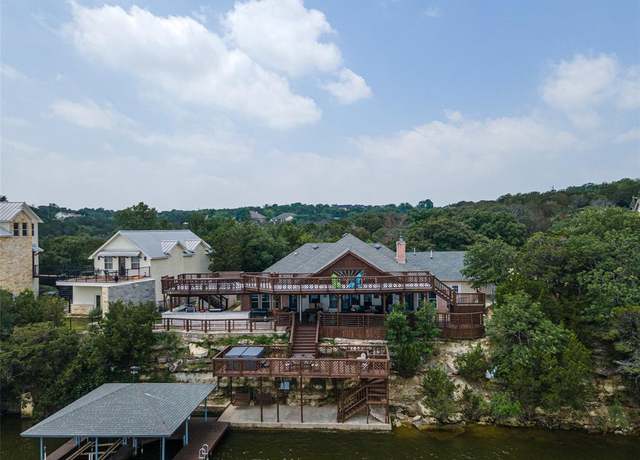 Property at 4508 Chavez Ct, Granbury, TX 76048, 5 beds, 3 baths