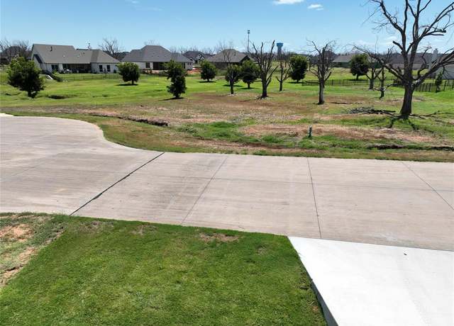 Property at 2605 Candlestick Dr, Granbury, TX 76049