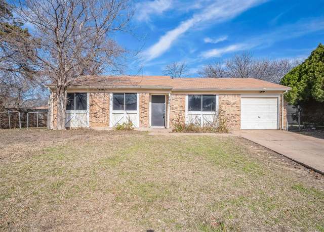 Property at 7937 Trimble Dr, Fort Worth, TX 76134, 3 beds, 2 baths