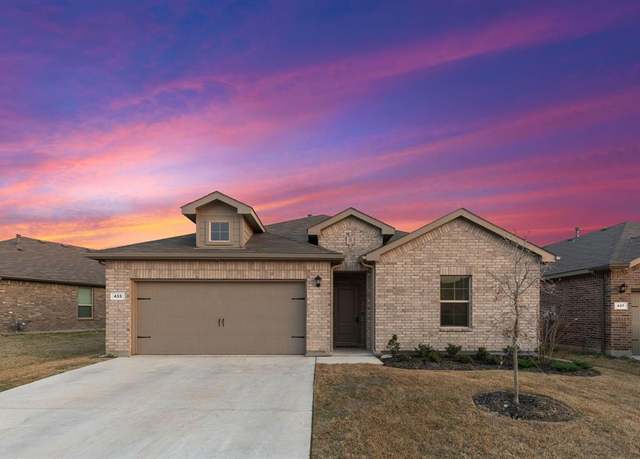 Property at 433 Passenger Trl, Fort Worth, TX 76131, 4 beds, 2 baths