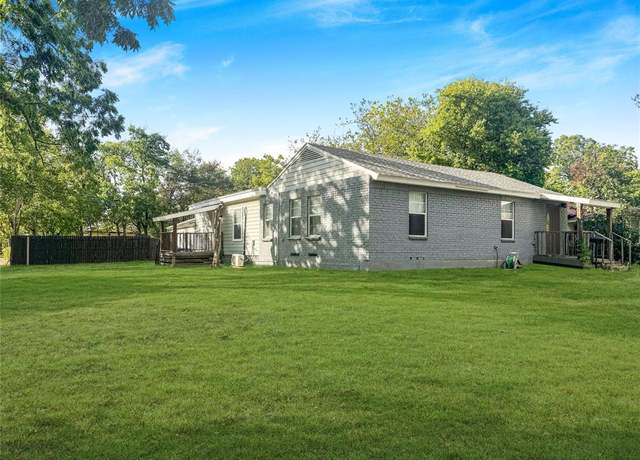 Property at 2205 N Farola Dr, Dallas, TX 75228, 3 beds, 2 baths