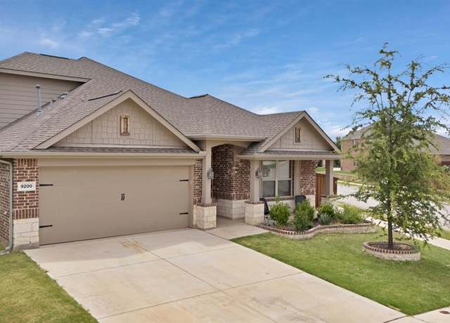 Property at 9200 Flying Eagle Ln, Fort Worth, TX 76131, 3 beds, 3 baths