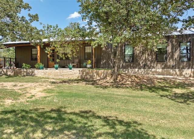 Property at 752 Salt Creek Rd, Springtown, TX 76082, 4 beds, 2 baths