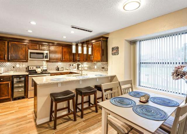 Property at 10203 Ridge Oak St, Dallas, TX 75227, 4 beds, 2 baths