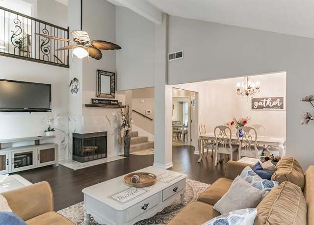 Property at 10203 Ridge Oak St, Dallas, TX 75227, 4 beds, 2 baths