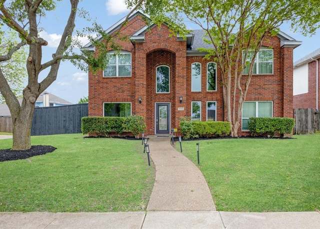 Property at 9122 Woodlake Dr, Rowlett, TX 75088, 4 beds, 3 baths