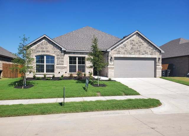 Property at 709 Lake Murray Ln, Cleburne, TX 76033, 4 beds, 2 baths