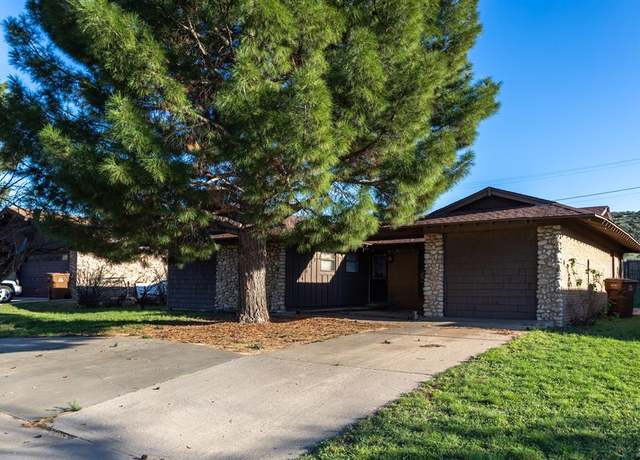 Property at 2210 Merrily Dr, Big Spring, TX 79720, 4 beds, 1.5 baths