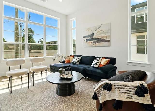 Property at 13325 Bee St #302, Farmers Branch, TX 75234, 3 beds, 3.5 baths