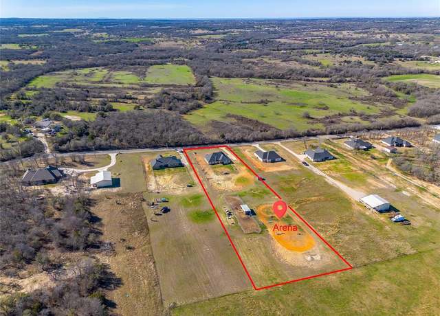 Property at 1940 Sweet Springs Rd, Weatherford, TX 76088, 4 beds, 2 baths