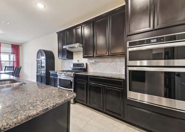 Property at 342 Meredith Dr, Fate, TX 75087, 4 beds, 2.5 baths