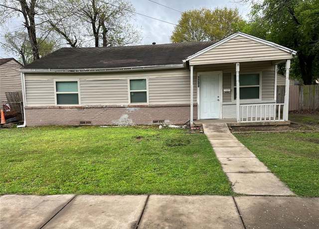 Property at 1208 W 3rd St, Irving, TX 75060, 3 beds, 1 bath