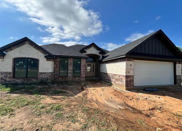 Property at 140 Catherine Dr, Whitney, TX 76692, 3 beds, 2 baths