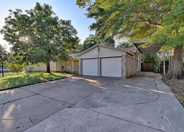 Property at 2900 Lachelle Ln, Arlington, TX 76010, 3 beds, 2 baths