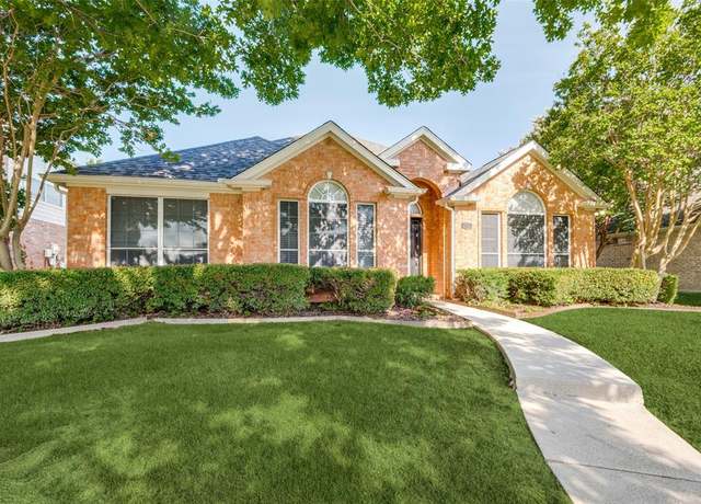 Property at 6717 Candlecreek Ln, Plano, TX 75024, 4 beds, 2 baths