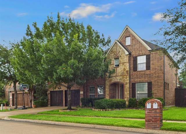 Property at 2407 Laguna Lane Ln, Arlington, TX 76012, 4 beds, 3.5 baths