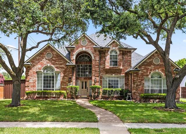 Property at 3933 Woodlawn Ln, Plano, TX 75025, 5 beds, 4 baths