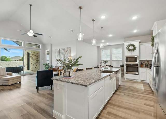 Property at 713 Shallow Creek Way, Mckinney, TX 75071, 4 beds, 3 baths