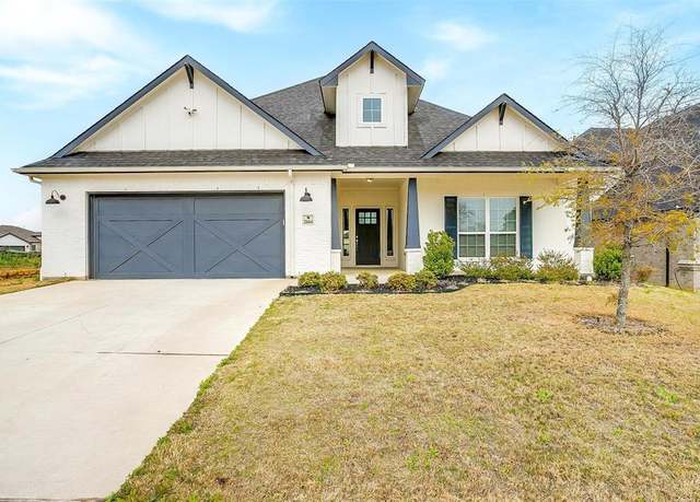 Property at 2664 Streamside Dr, Burleson, TX 76028, 3 beds, 2.5 baths