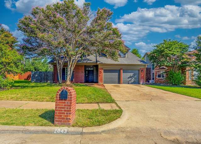 Property at 2043 Wanderlust Dr, Lewisville, TX 75067, 4 beds, 2.5 baths